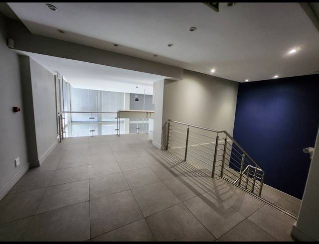 624M² OFFICE TO LET IN VORNA VALLEY